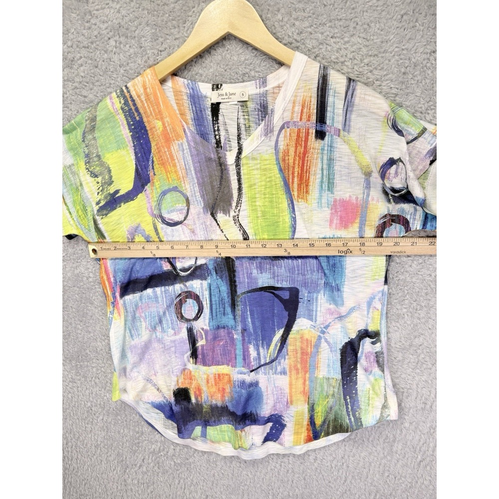 Jess & Jane Womens S Abstract Art to Wear Top Short Sleeve V Neck Colorful Boho - Picture 7 of 9